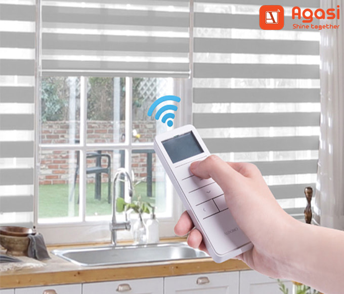 Rèm cầu vồng tự động